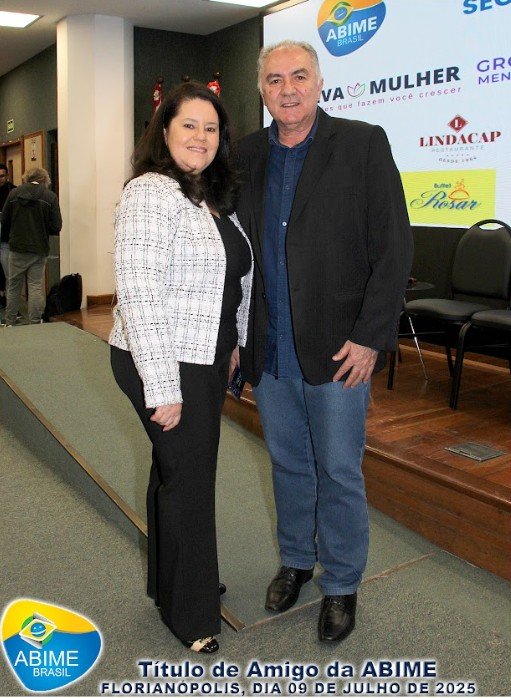 Evandro e Maely Novak na posse da ABIME-SC